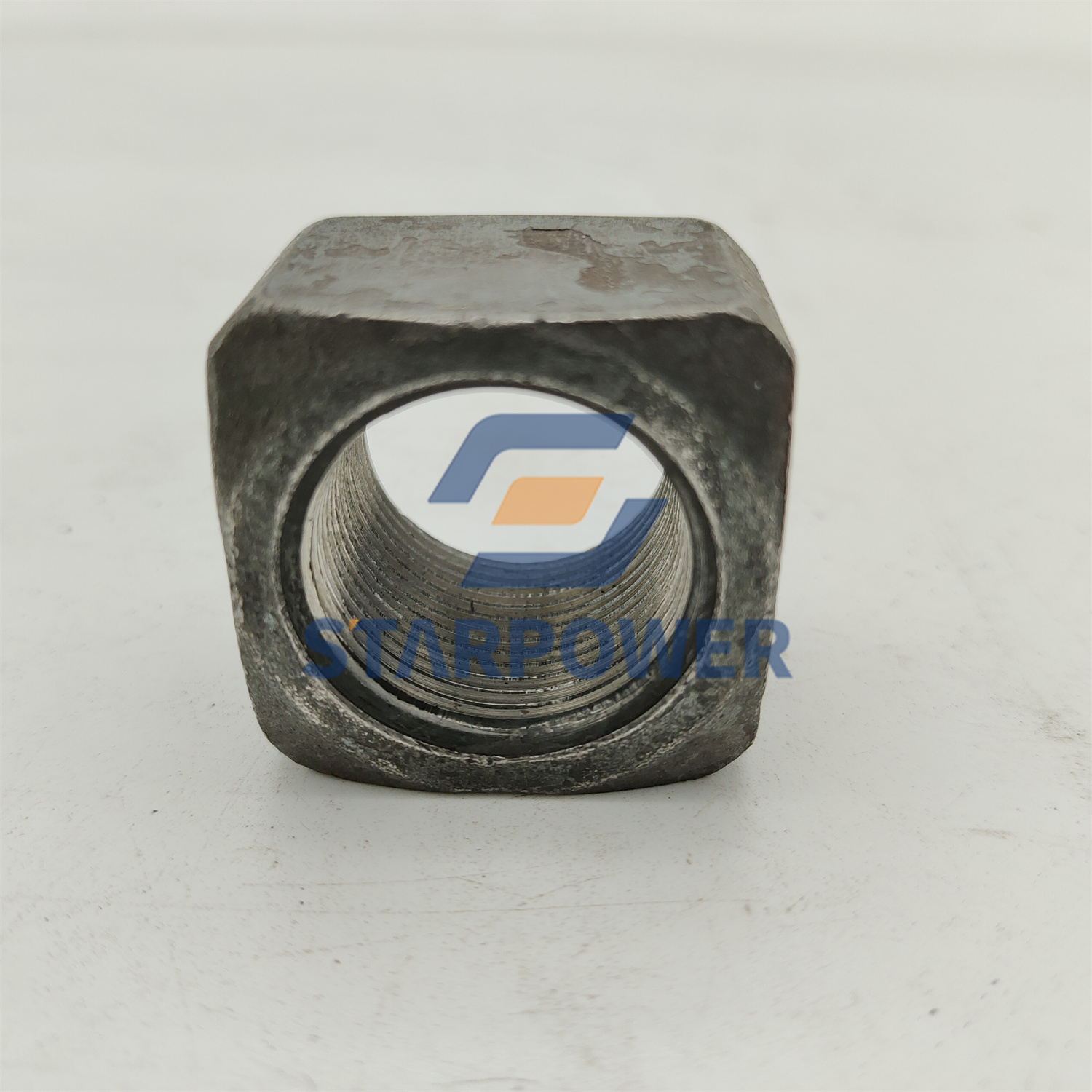 ГАЙКА 21М-32-11220 Комацу