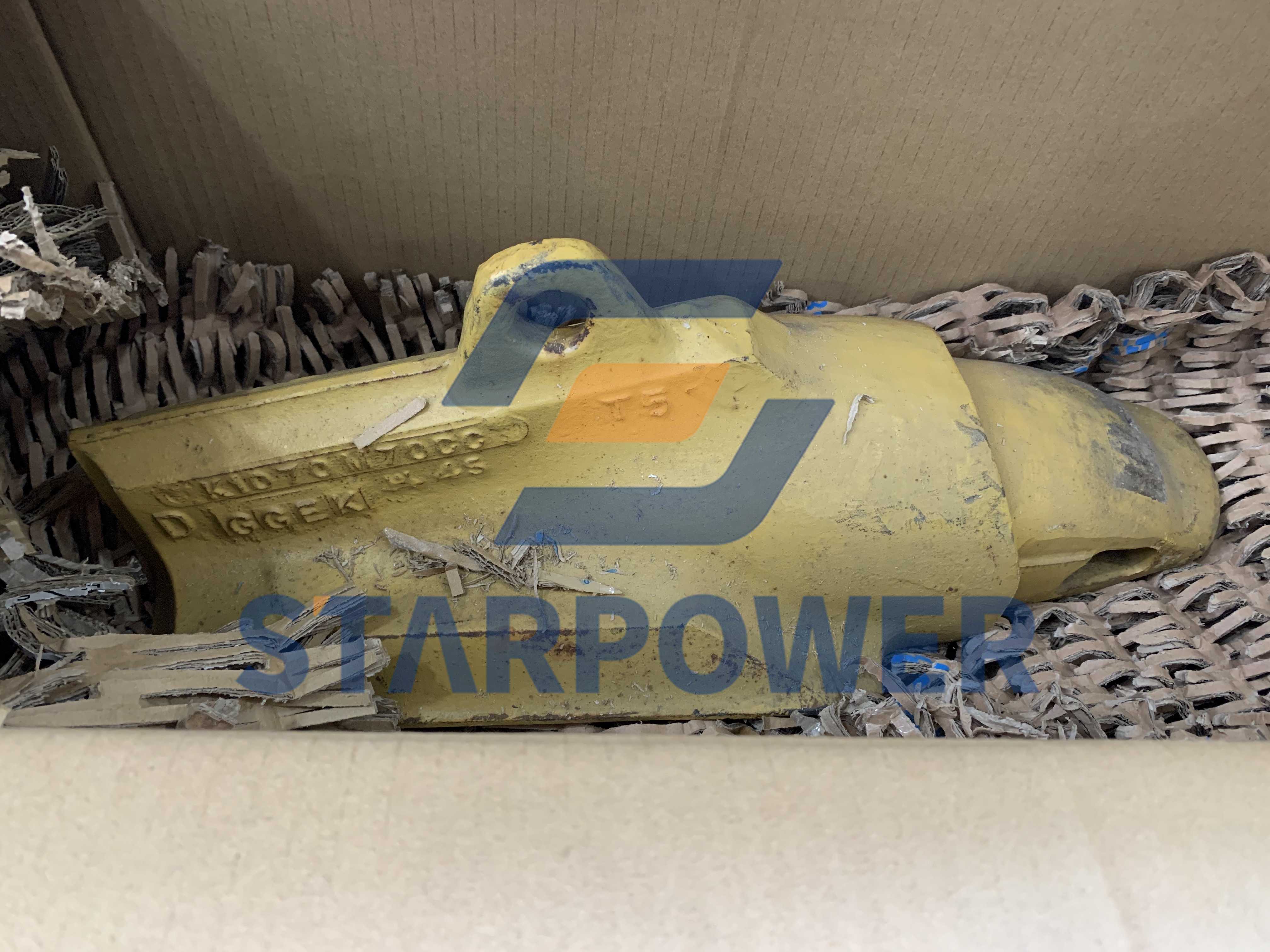 21М-939-2271 ЗУБ КОМАТСУ