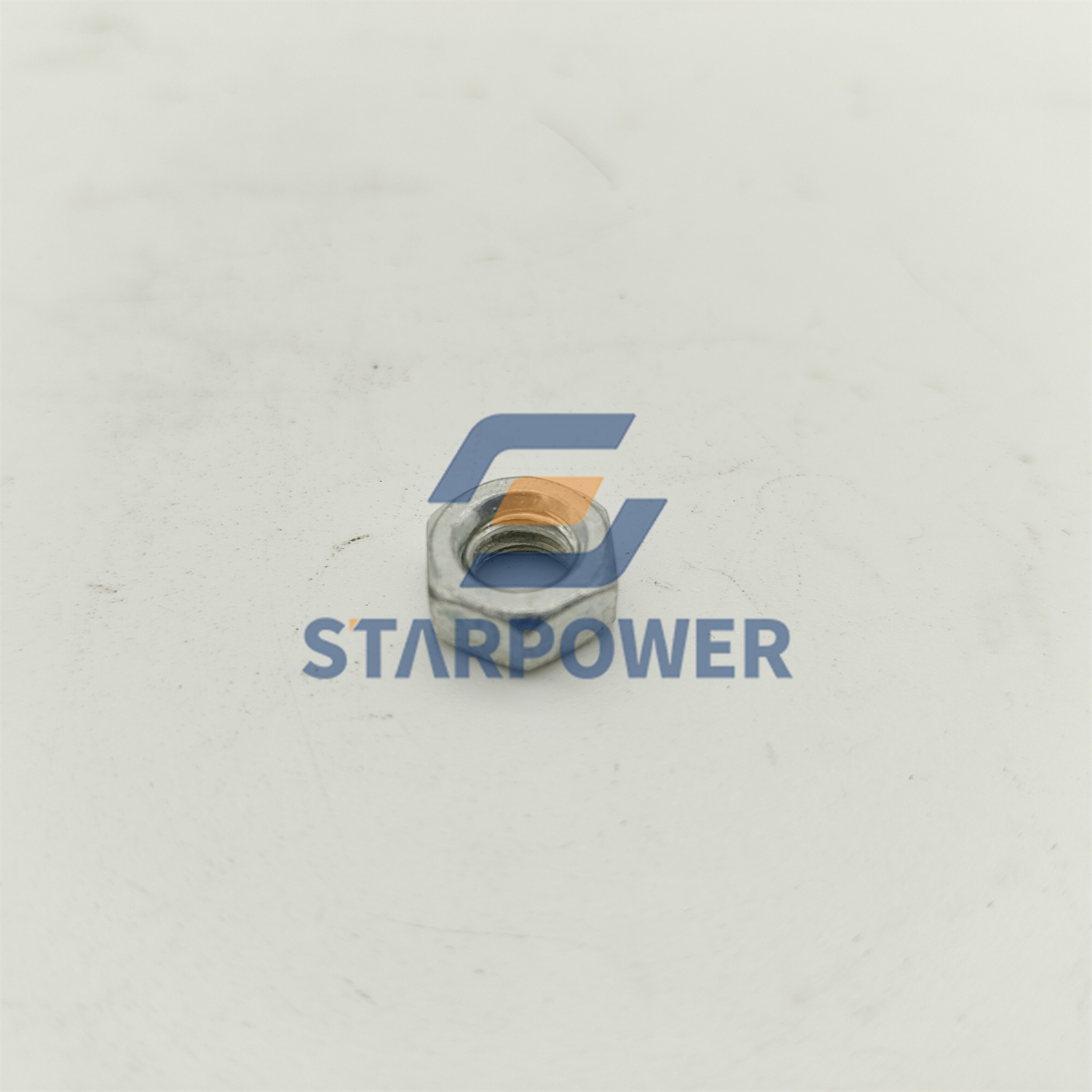 01580-10605 ГАЙКА Комацу