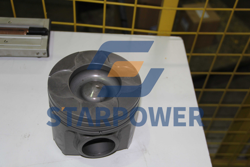 6217-31-2130 ПОРШЕНЬ КОМАТСУ