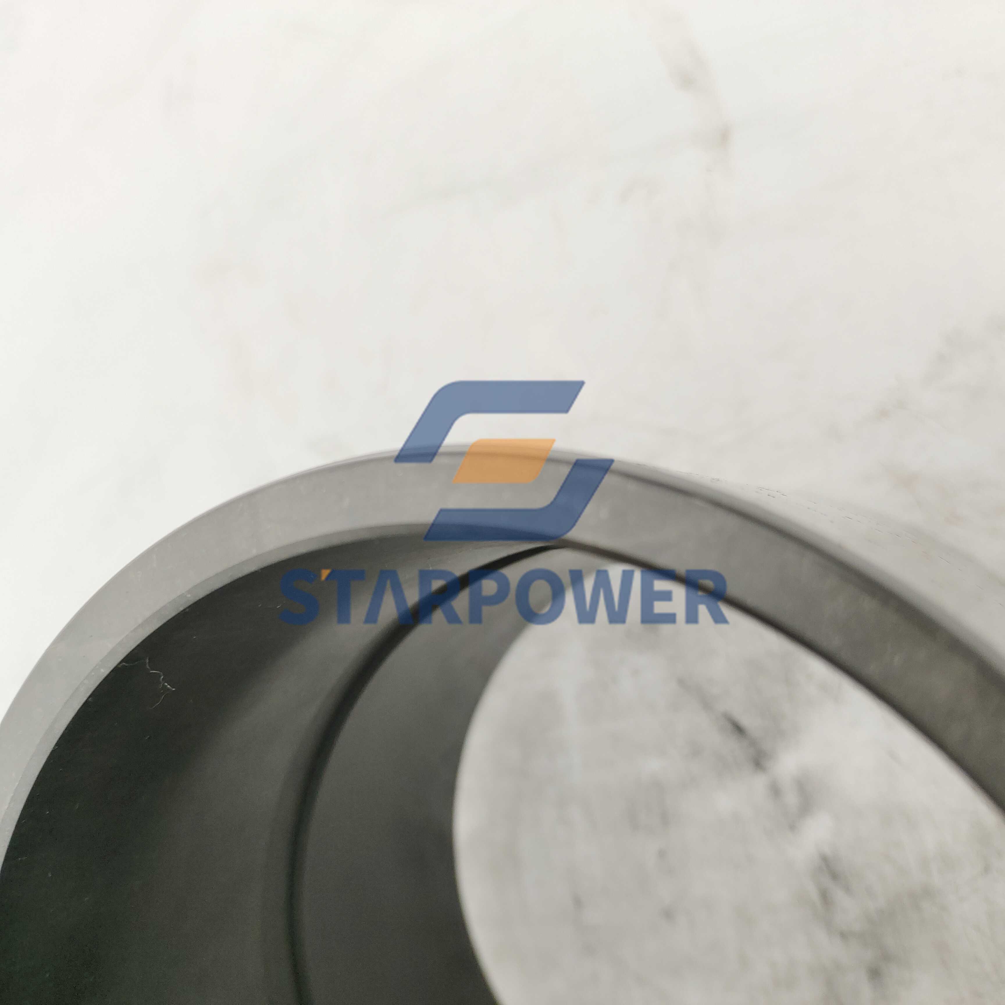 421-70-11261 КОМАТСУ КРОНШТЕЙН