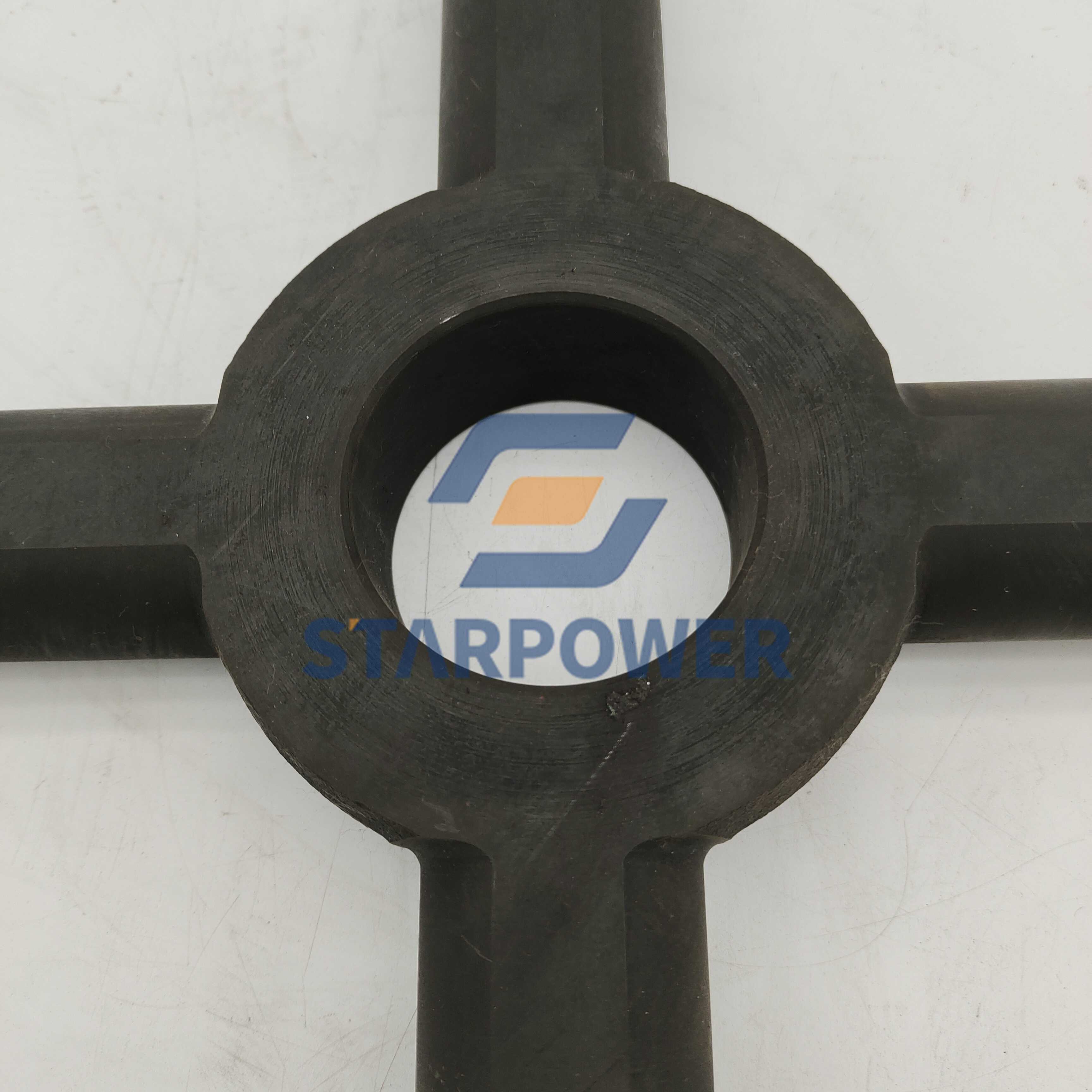 421-22-11440 ВАЛ КОМАТСУ